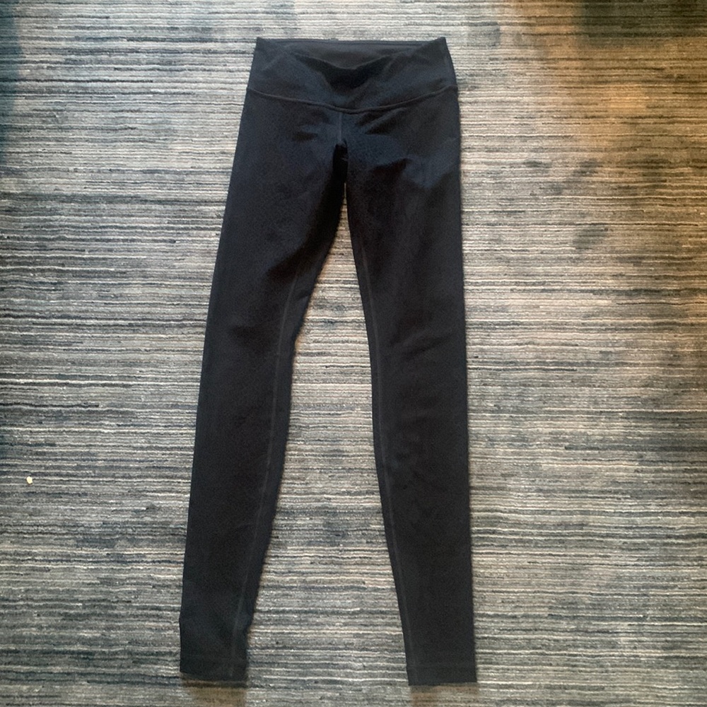 Lululemon size 4 snake print legging